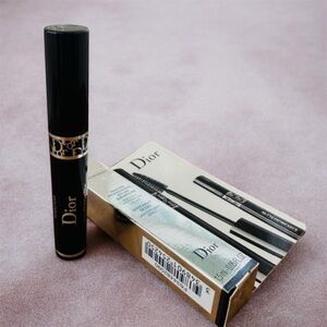 DIOR DIORSHOW 090 PRO BLACK MASCARA 1.5 ml NEW IN BOX Travel Size
